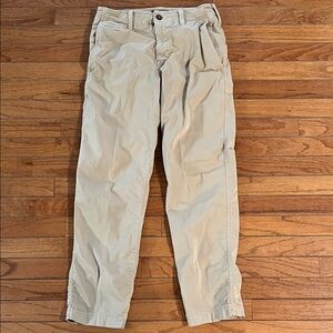 American Eagle Outfitters Light Khaki Chinos